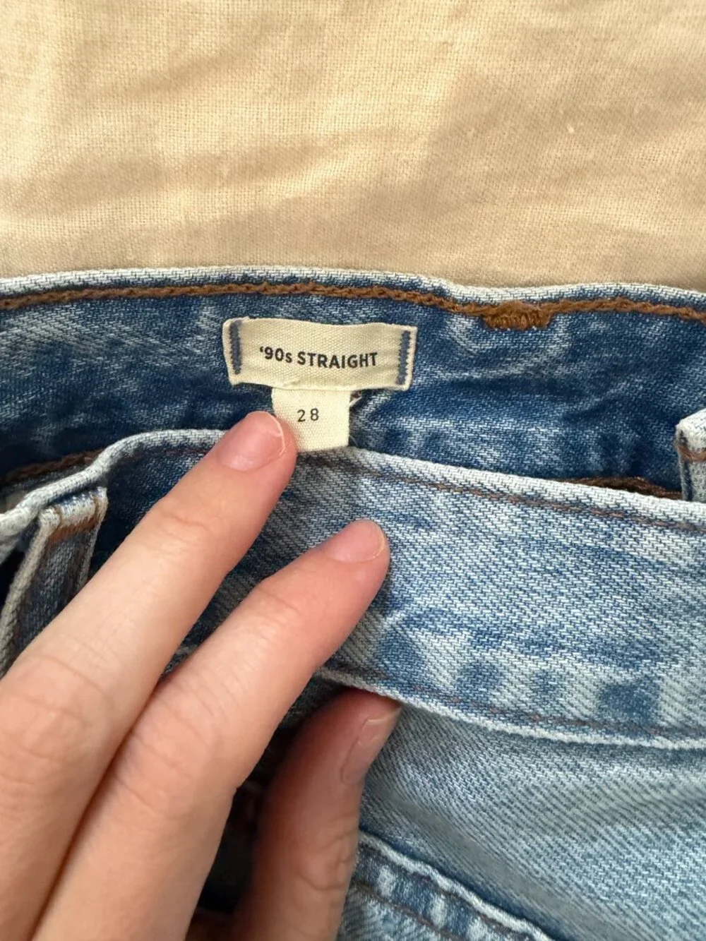 Madewell 90s Straight Jeans - Picture 7 of 7